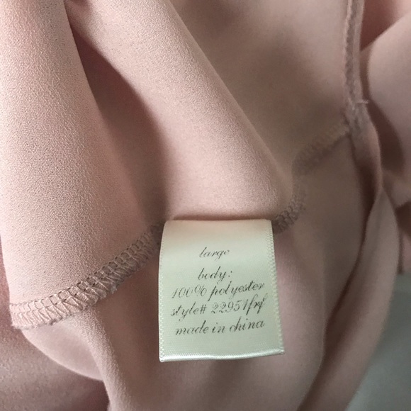 Blush Pink Sleeveless Blouse - Picture 4 of 6